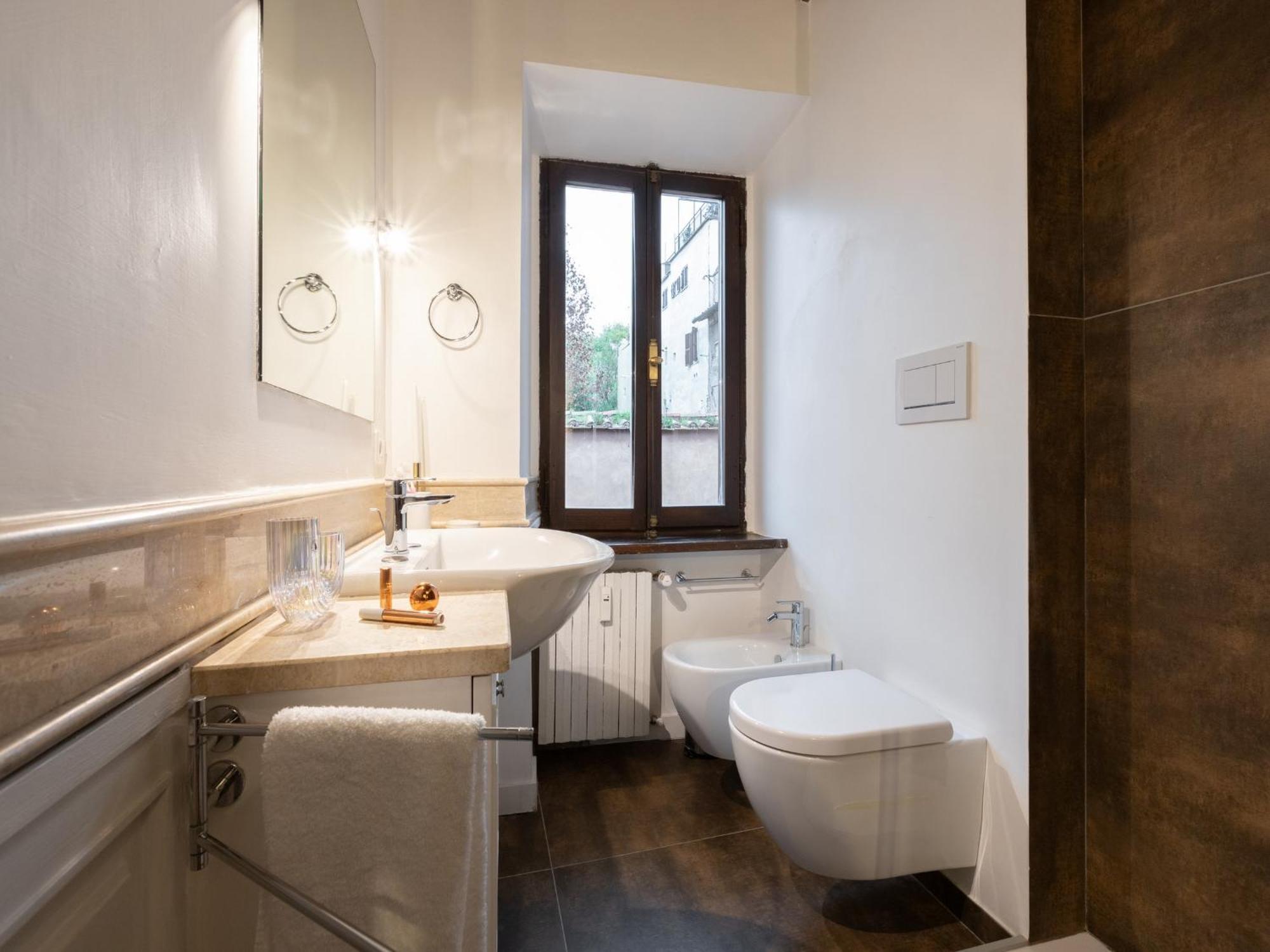 The Best Rent - Stylish Apartment In Trastevere District Roma Ngoại thất bức ảnh